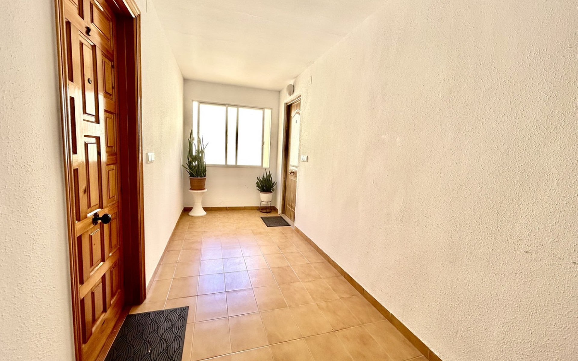 Resale - Apartment - Torrevieja - Torrevieja Centro