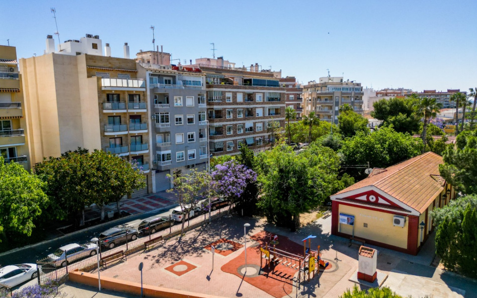 Resale - Apartment - Torrevieja - Torrevieja Centro