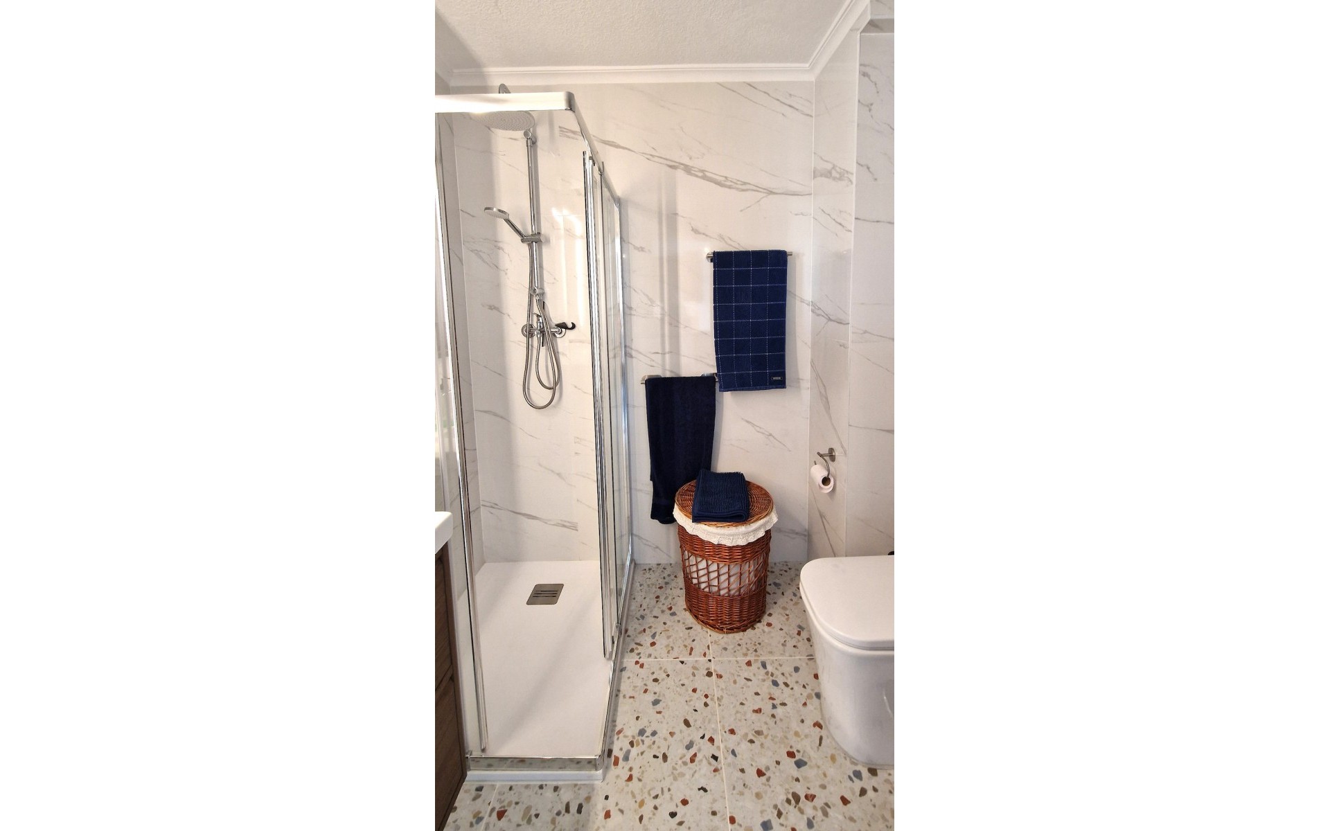 Resale - Apartment - Torrevieja - Torrevieja Centro