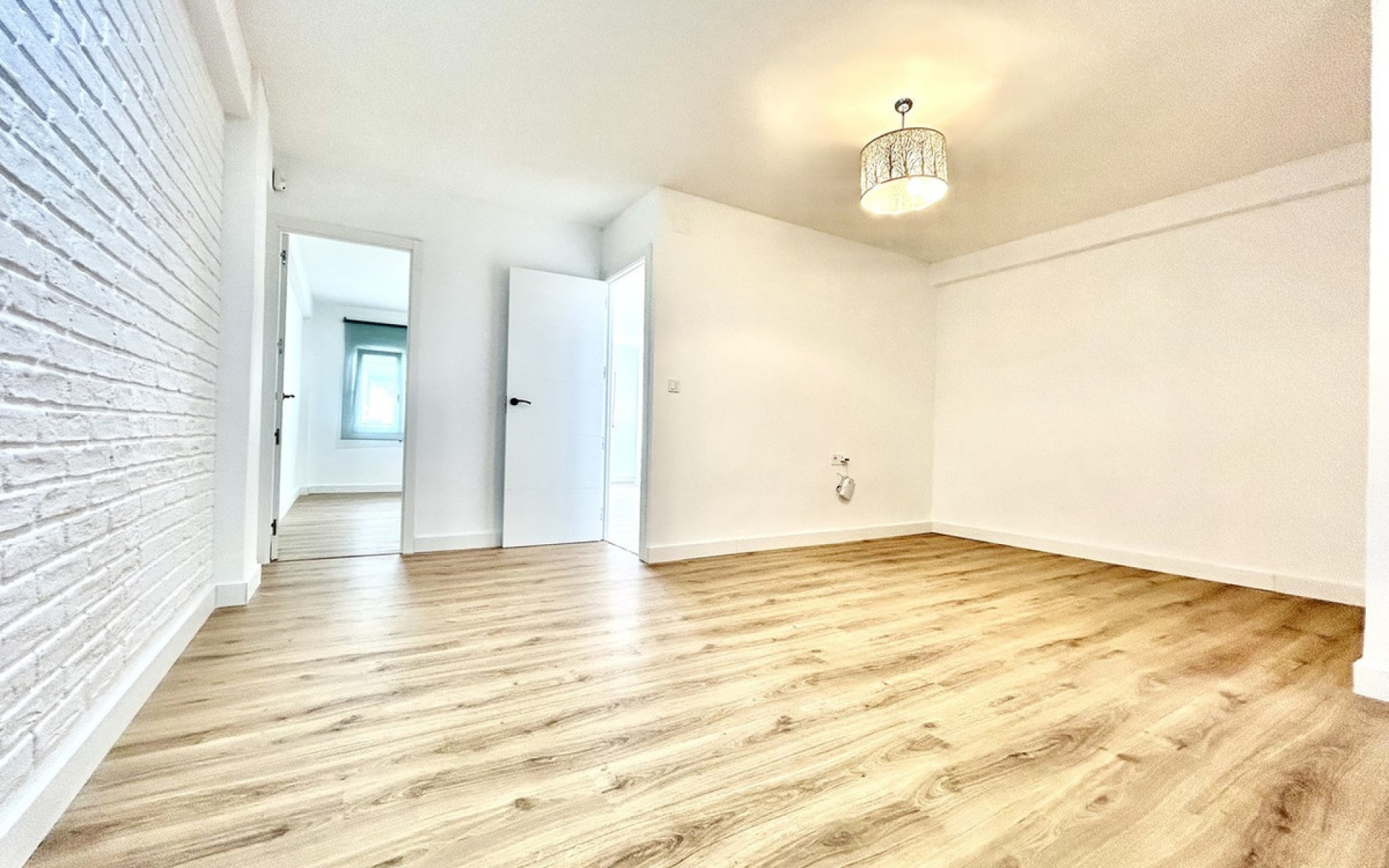 Resale - Apartment - Torrevieja - Torrevieja Centro