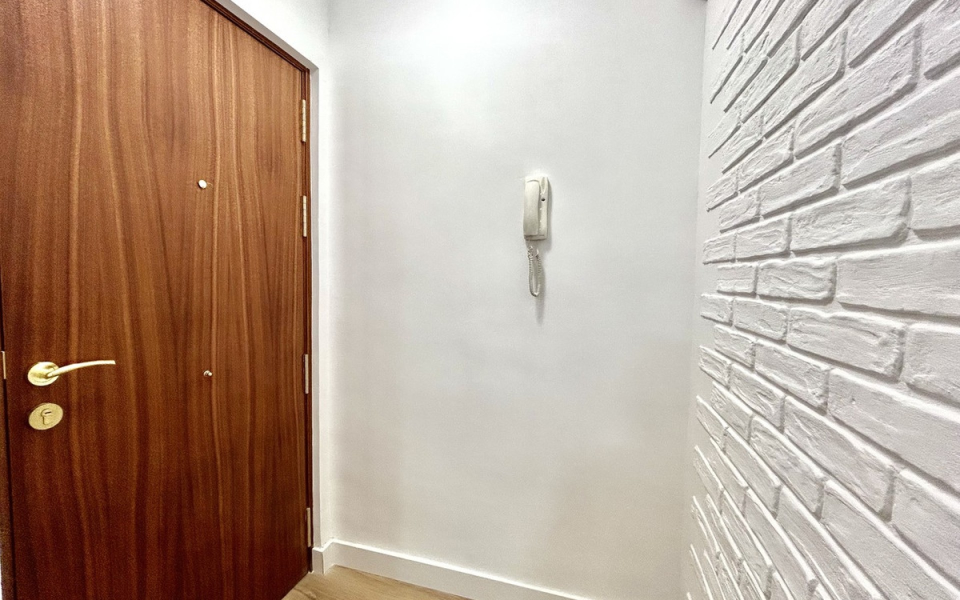 Resale - Apartment - Torrevieja - Torrevieja Centro