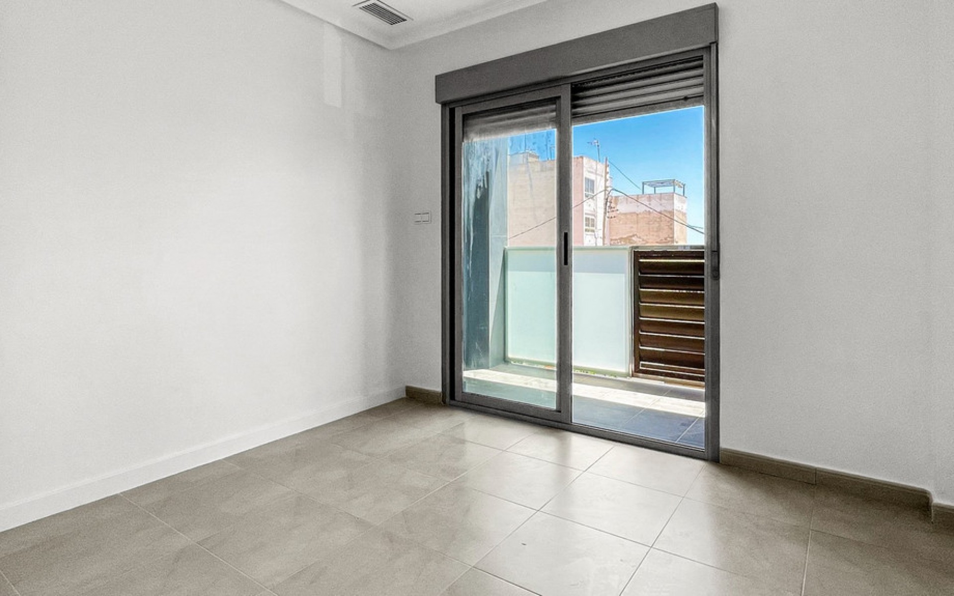 Resale - Apartment - Torrevieja - Torrevieja Centro