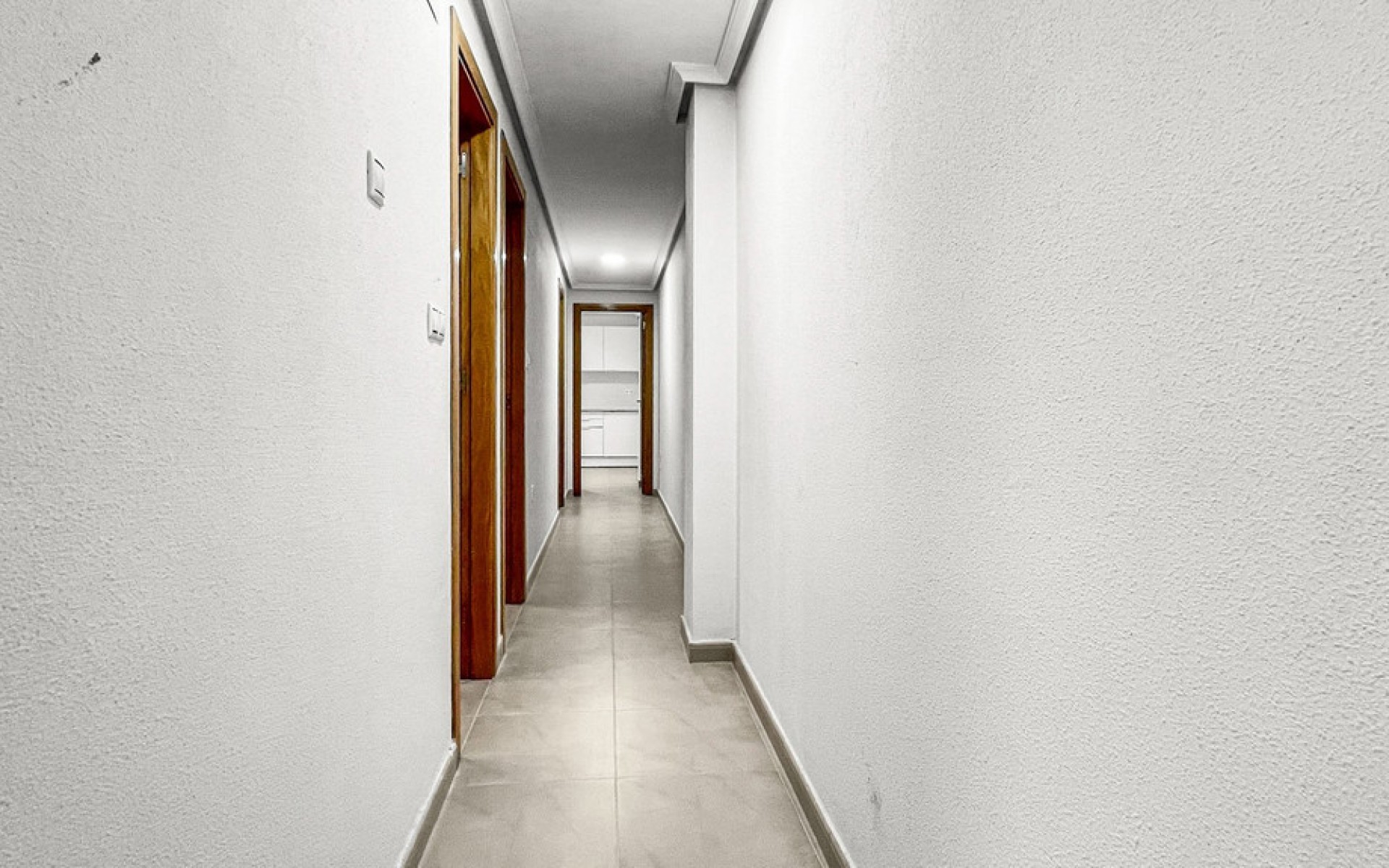 Resale - Apartment - Torrevieja - Torrevieja Centro