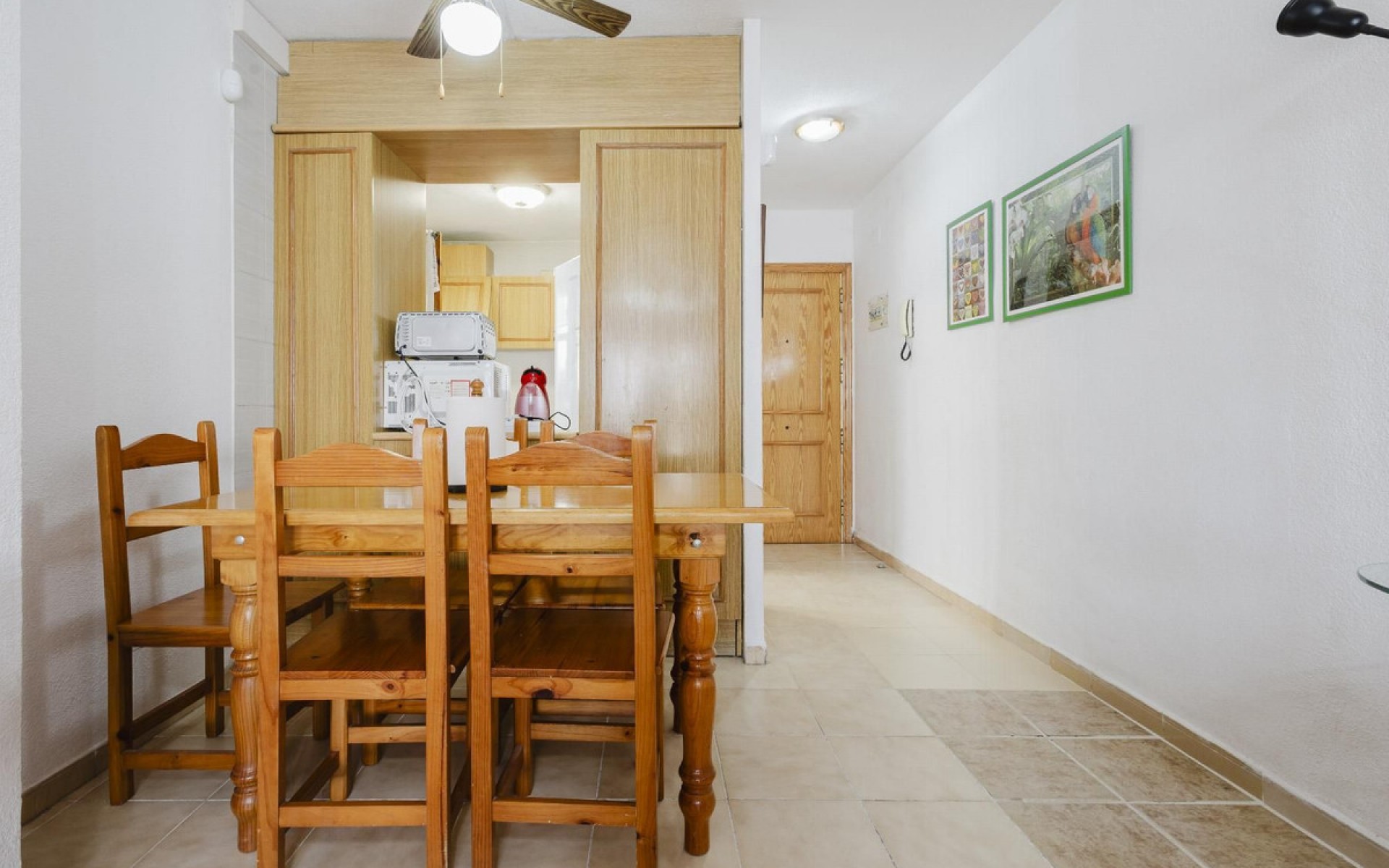 Resale - Apartment - Torrevieja - Torrevieja Centro