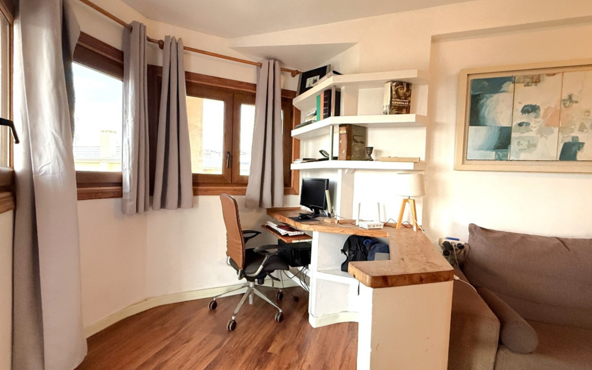 Resale - Apartment - Torrevieja - Torrevieja Centro