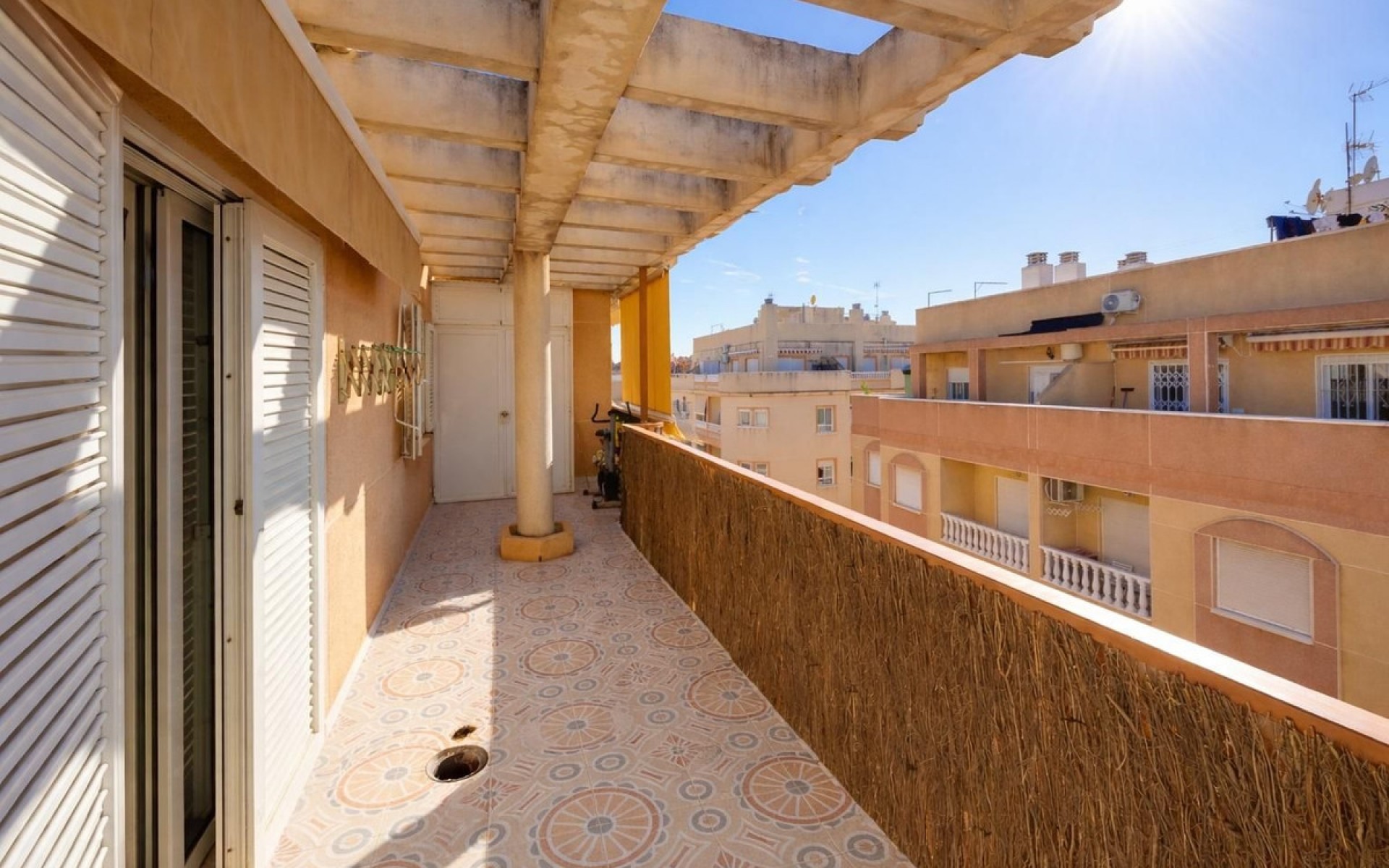 Resale - Apartment - Torrevieja - Torrevieja Centro