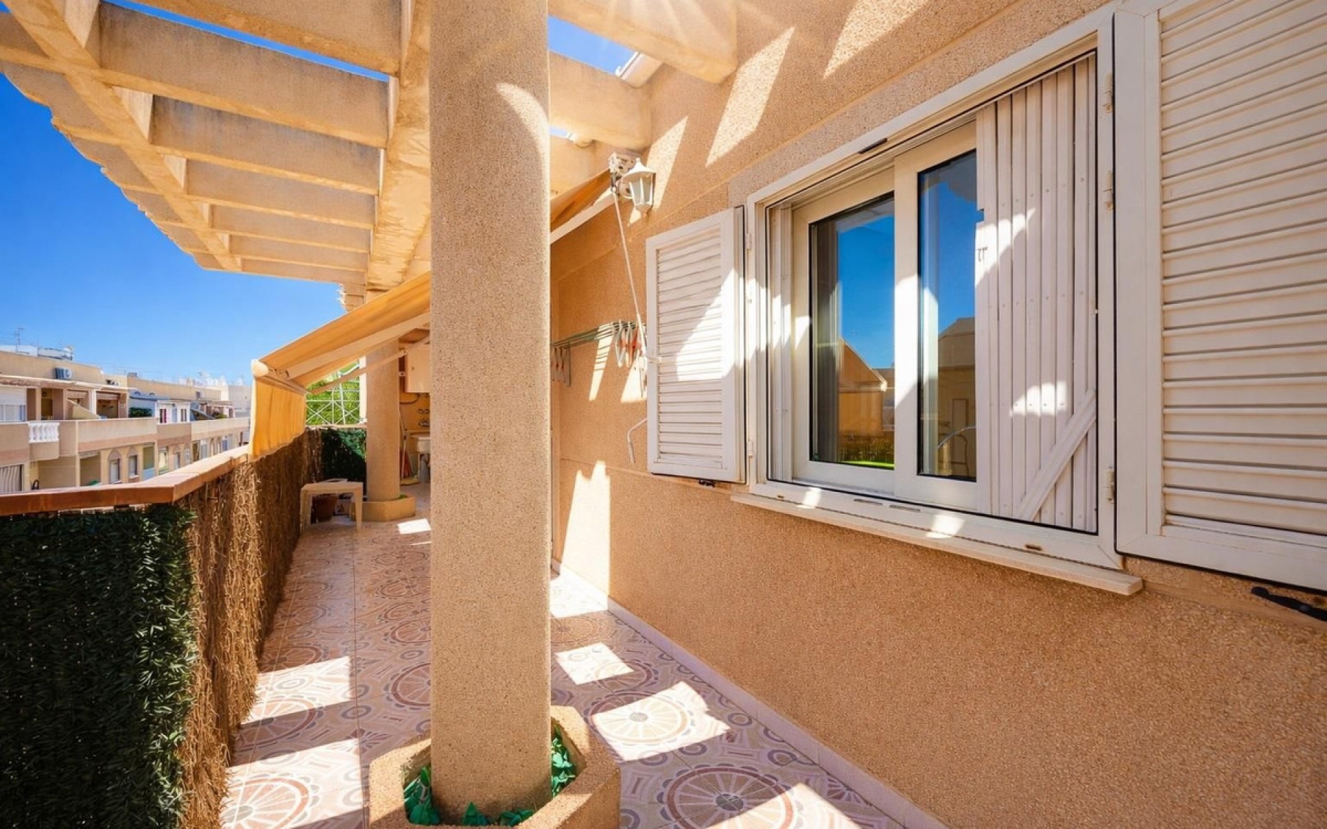 Resale - Apartment - Torrevieja - Torrevieja Centro