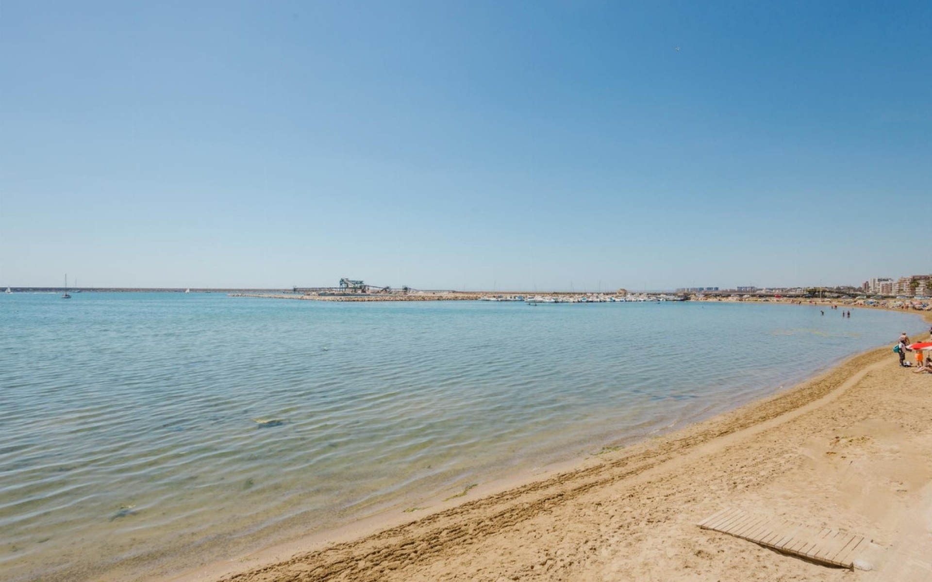 Resale - Apartment - Torrevieja - Torrevieja Centro