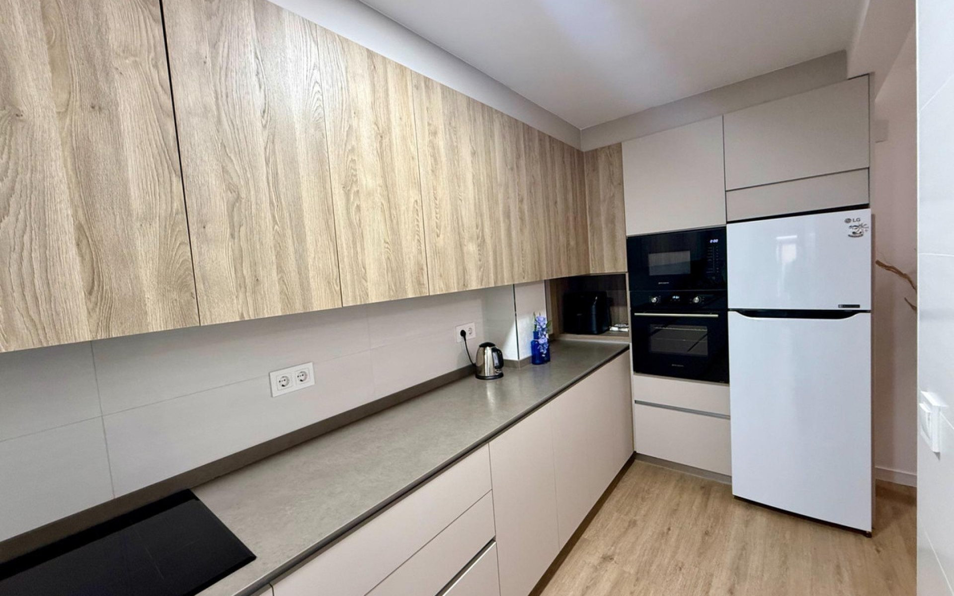 Resale - Apartment - Torrevieja - Torrevieja Centro