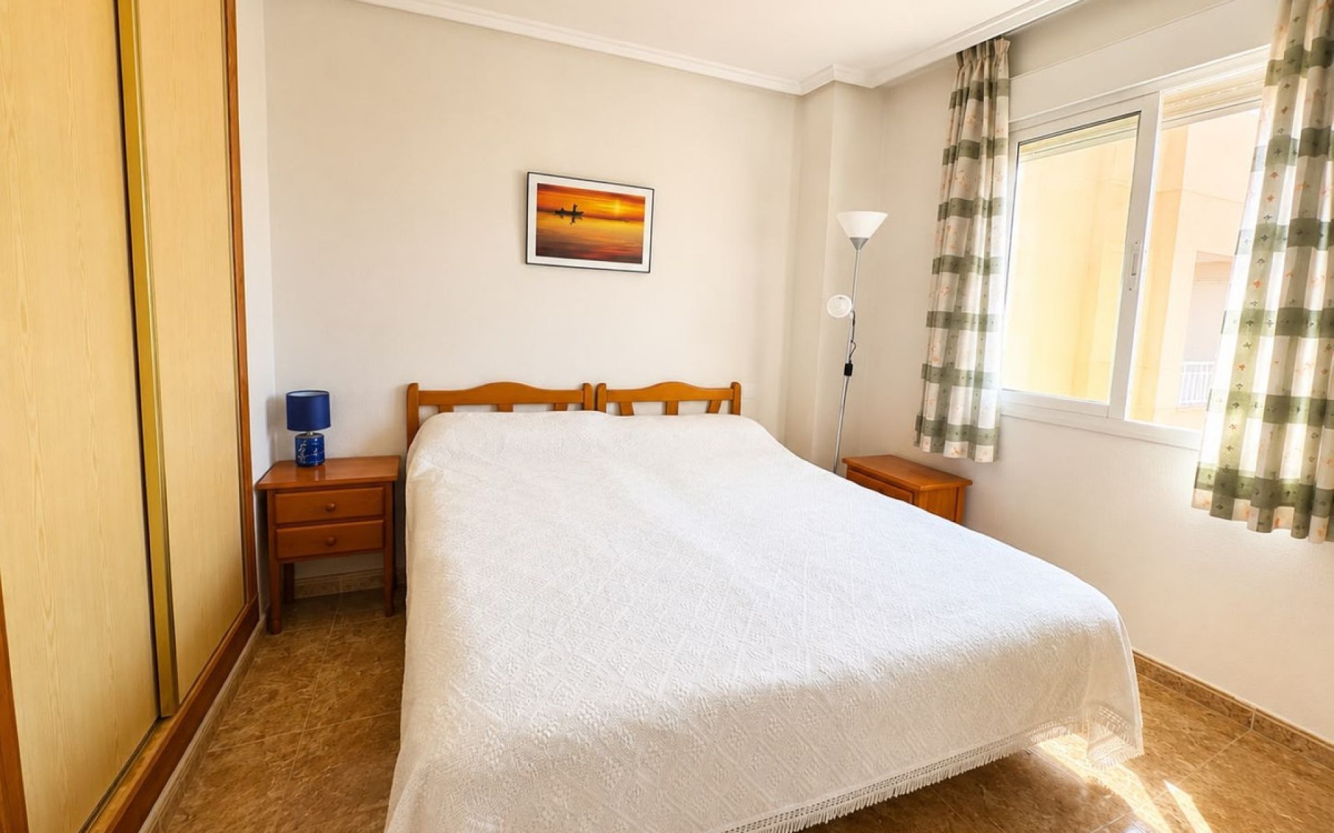 Resale - Apartment - Torrevieja - Torrevieja Centro
