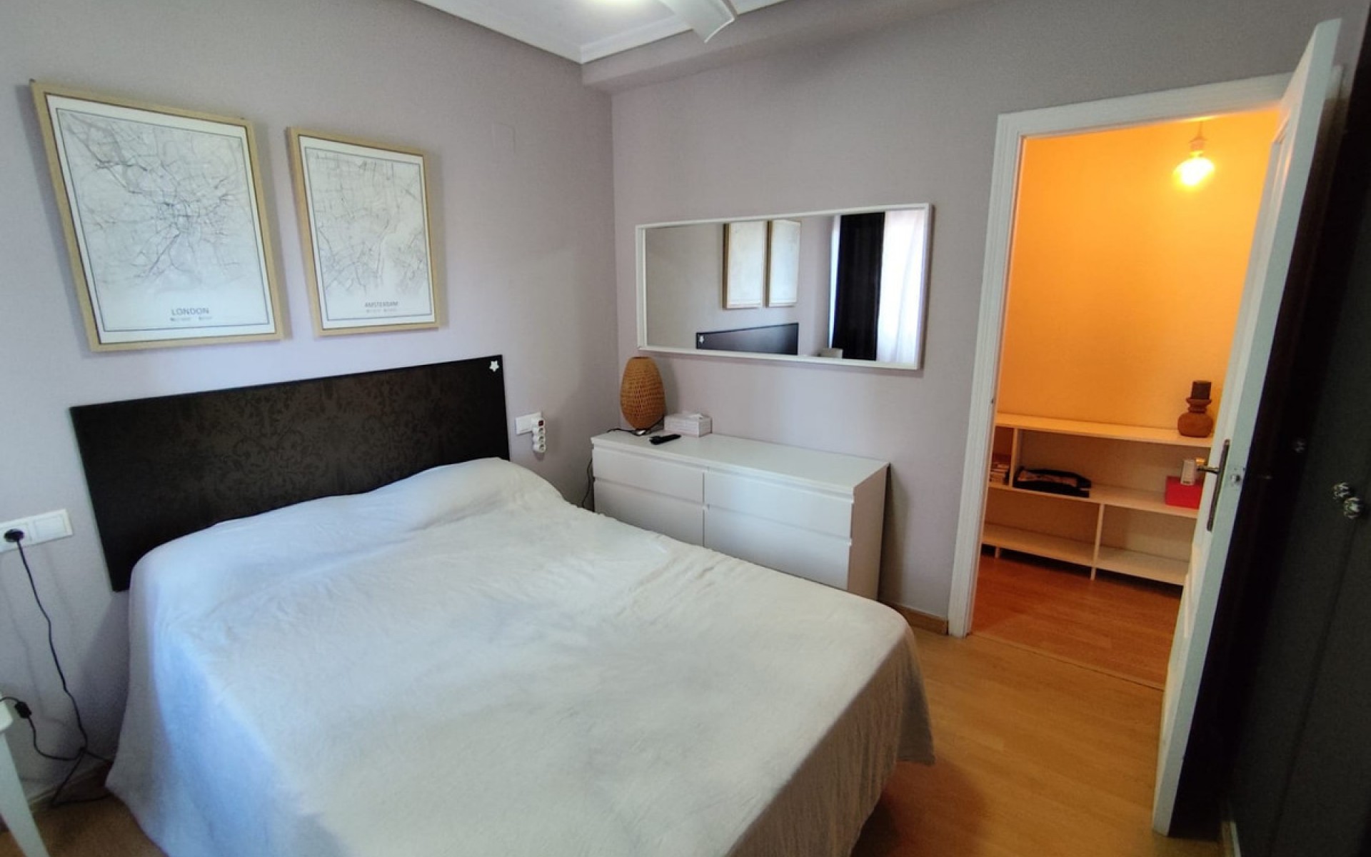 Resale - Apartment - Torrevieja - Torrevieja Centro
