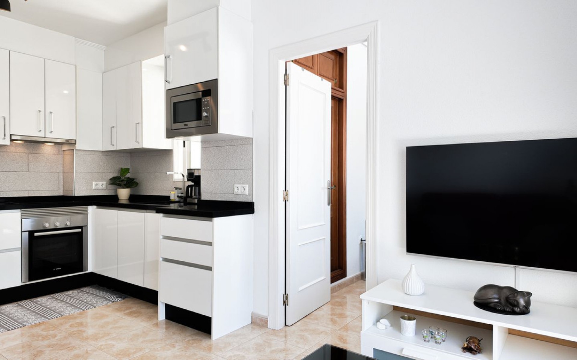 Resale - Apartment - Torrevieja - Torrevieja Centro