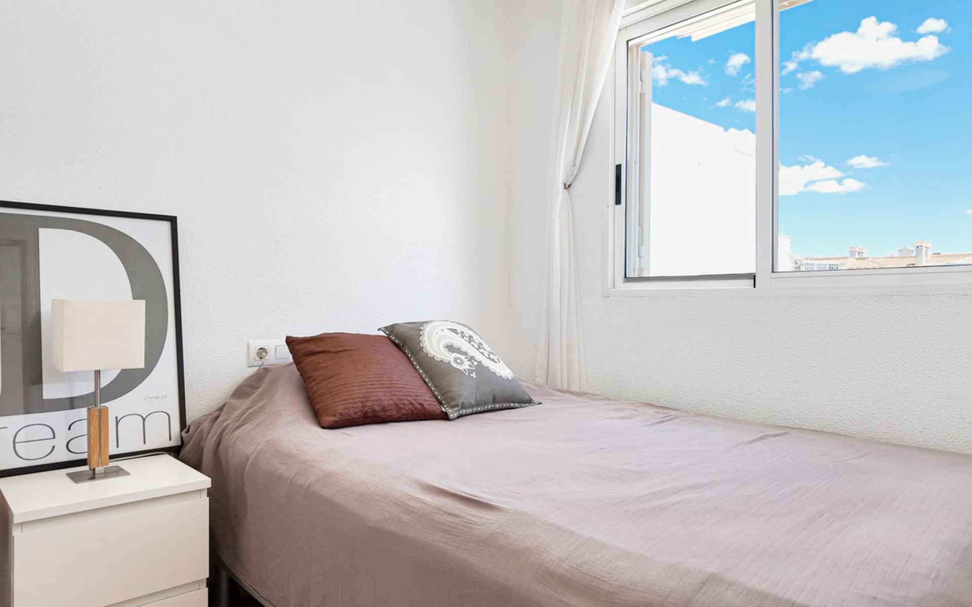 Resale - Apartment - Torrevieja - Torrevieja Centro