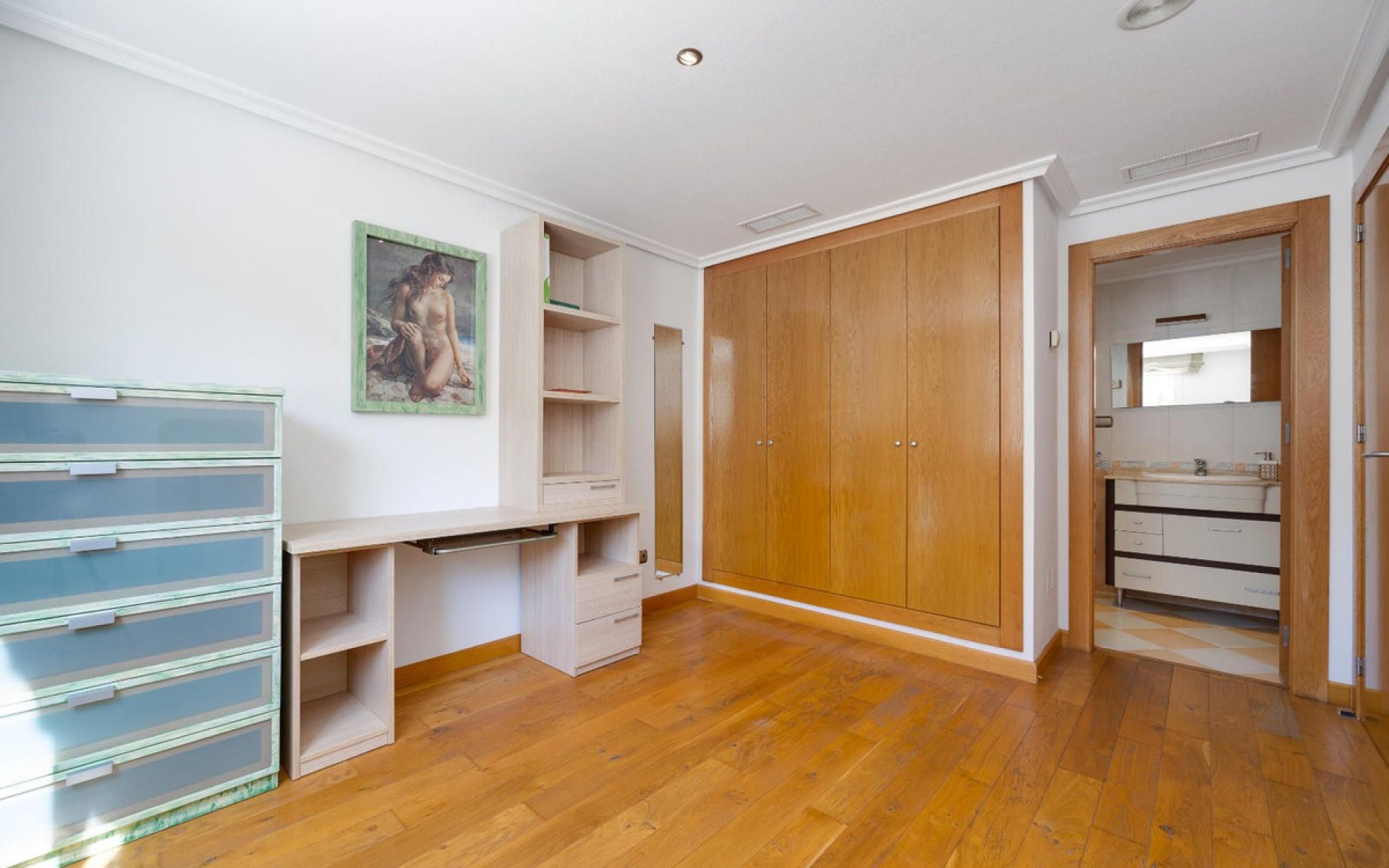 Resale - Apartment - Torrevieja - Torrevieja Centro
