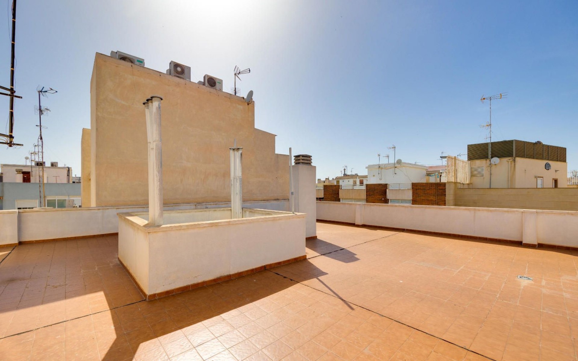 Resale - Apartment - Torrevieja - Torrevieja Centro