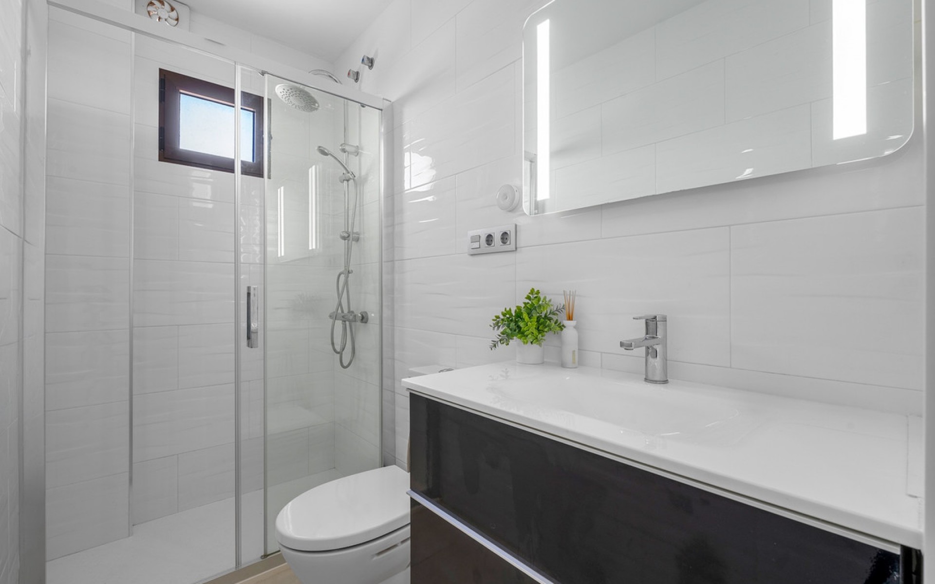 Resale - Apartment - Torrevieja - Torrevieja Centro