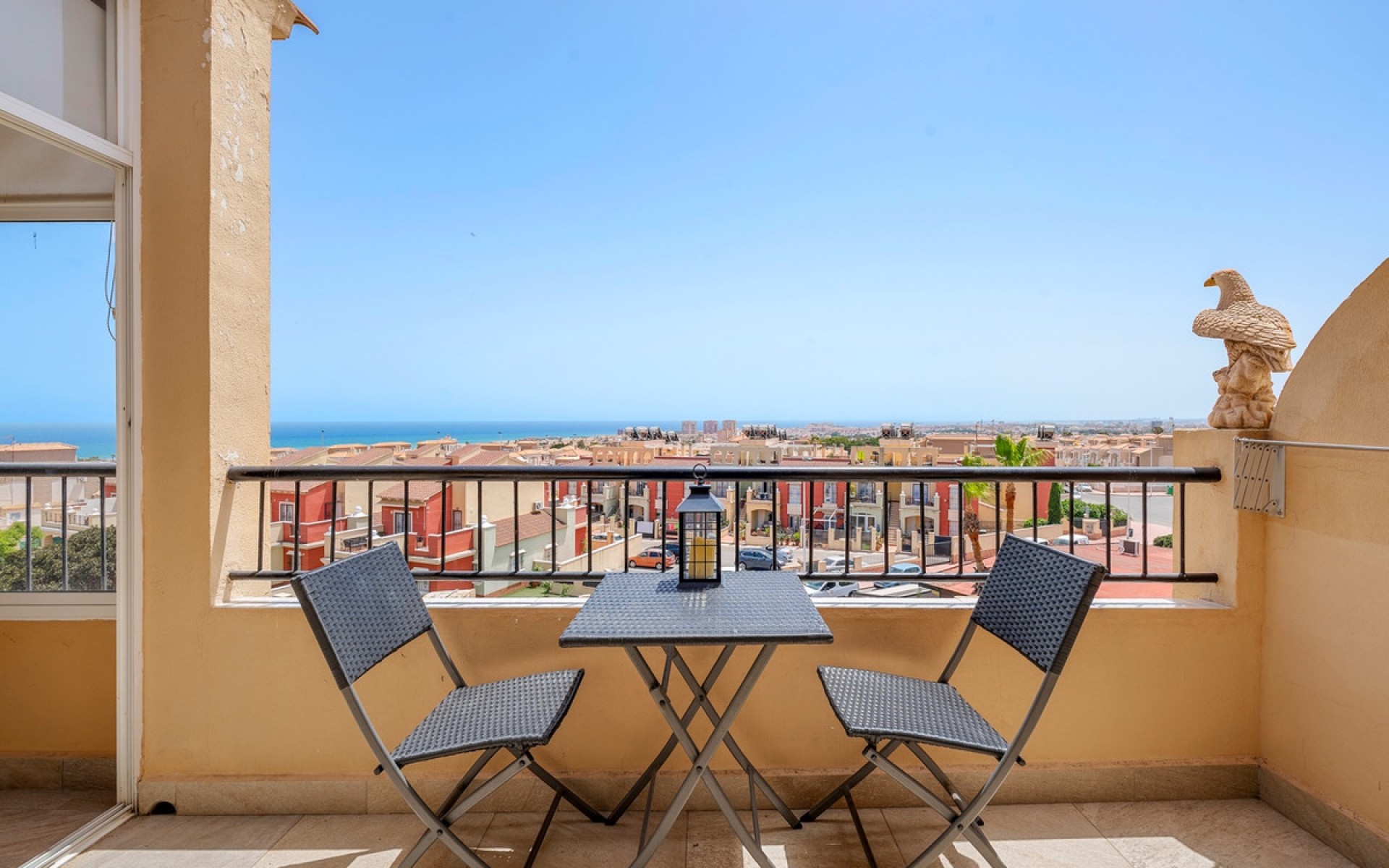 Resale - Apartment - Torrevieja - Torrevieja Centro