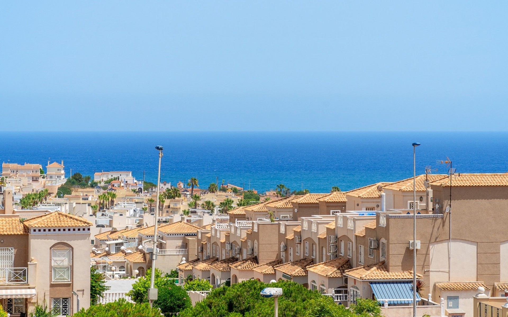 Resale - Apartment - Torrevieja - Torrevieja Centro