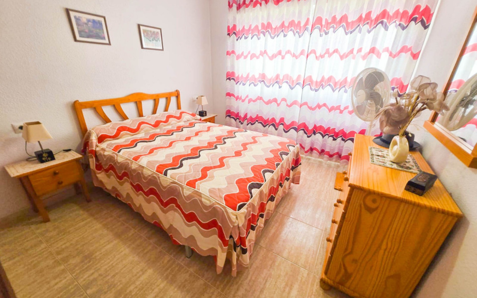 Resale - Apartment - Torrevieja - Torrevieja Centro