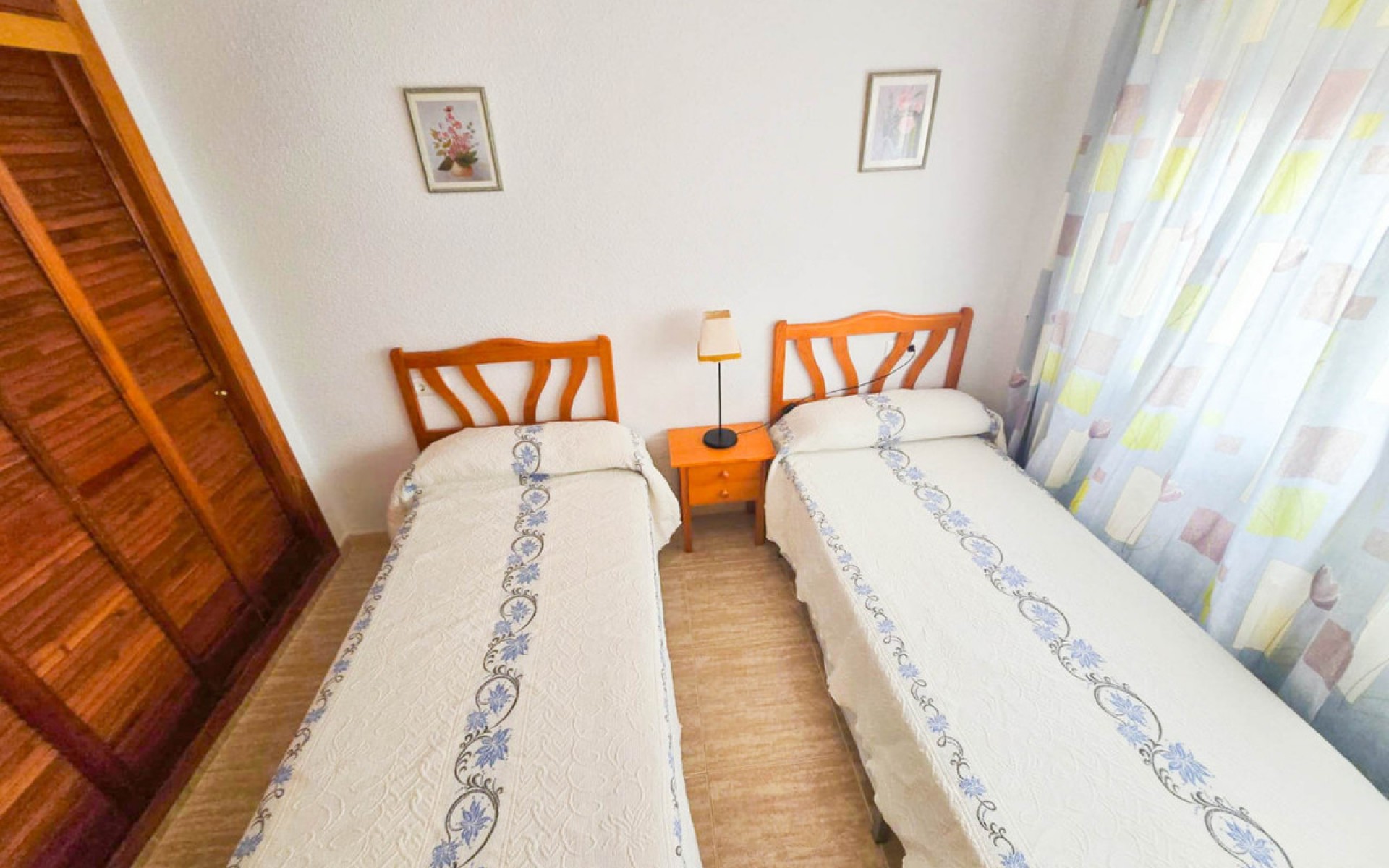 Resale - Apartment - Torrevieja - Torrevieja Centro