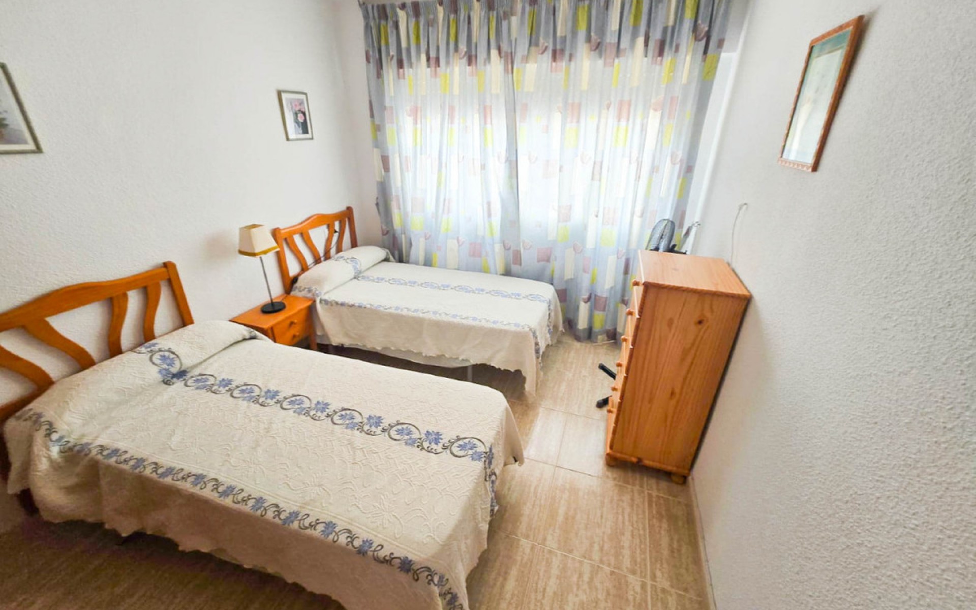 Resale - Apartment - Torrevieja - Torrevieja Centro