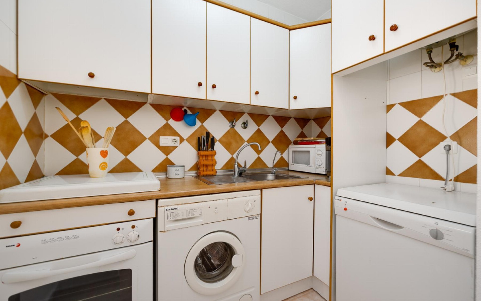 Resale - Apartment - Torrevieja - Torrevieja Centro