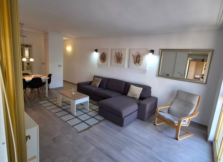 Resale - Apartment - Torrevieja - Torrevieja Centro
