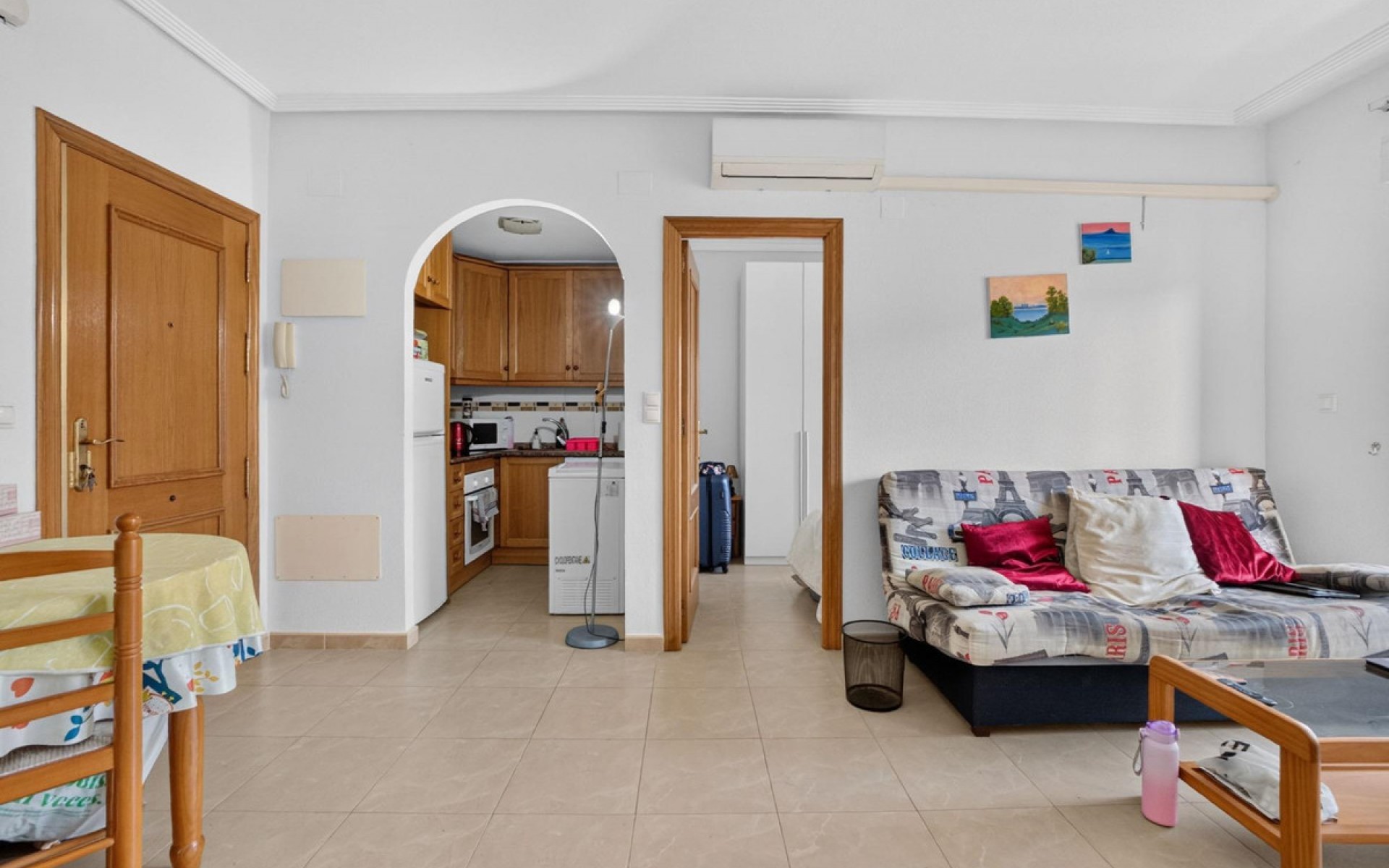 Resale - Apartment - Torrevieja - Torrevieja Centro
