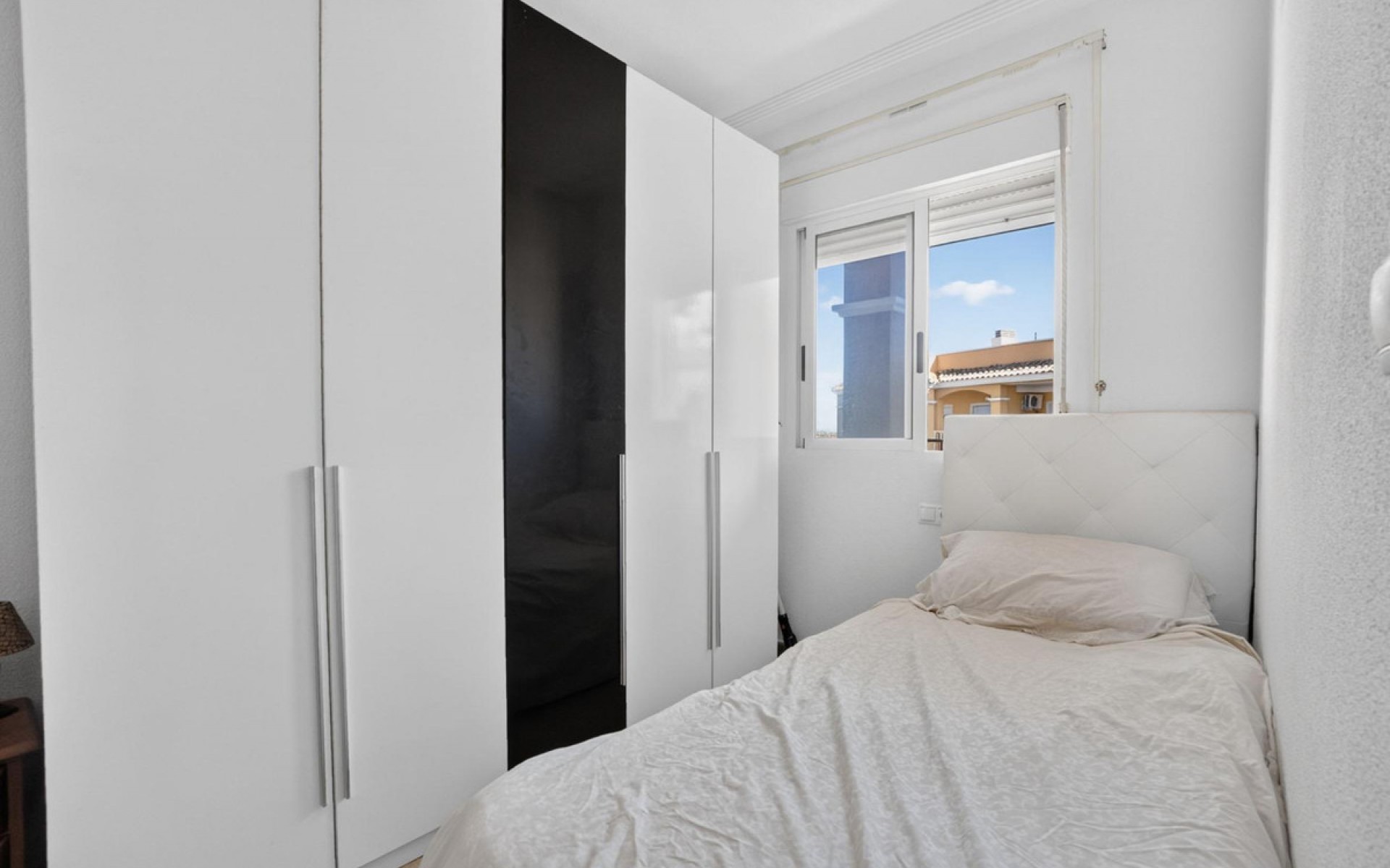 Resale - Apartment - Torrevieja - Torrevieja Centro