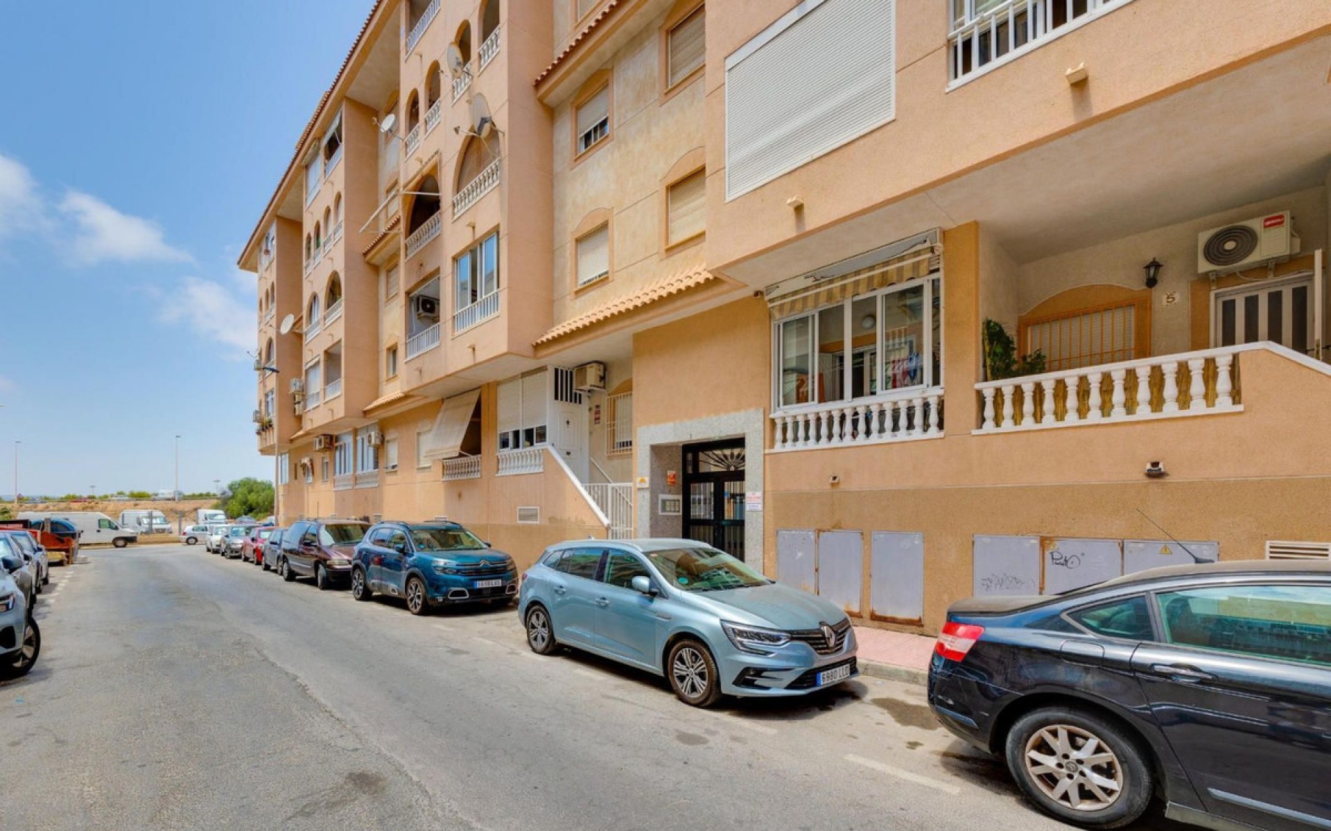 Resale - Apartment - Torrevieja - Torrevieja Centro