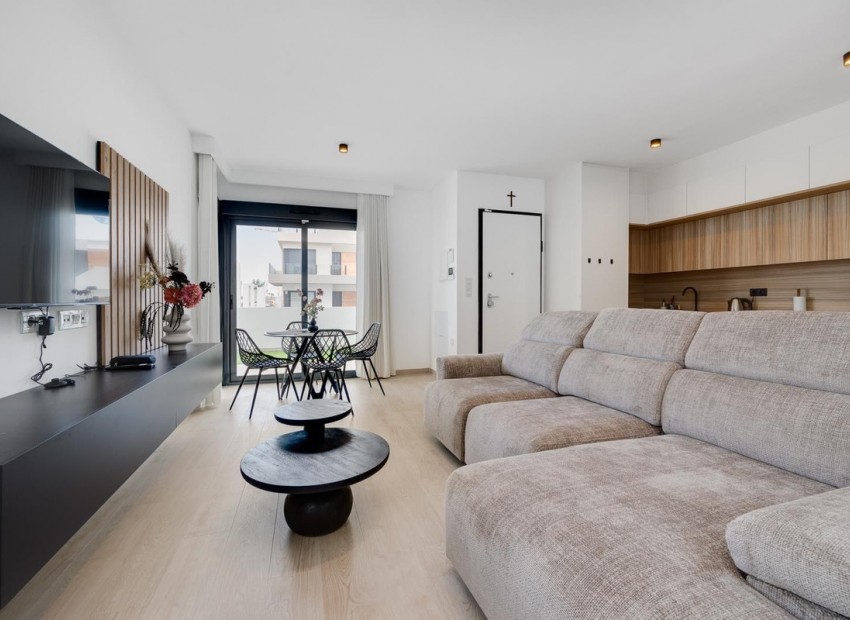 Resale - Apartment - Torrevieja - Torrevieja Centro