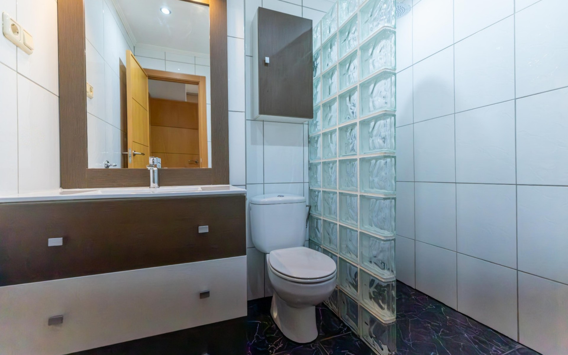Resale - Apartment - Torrevieja - Torrevieja Centro