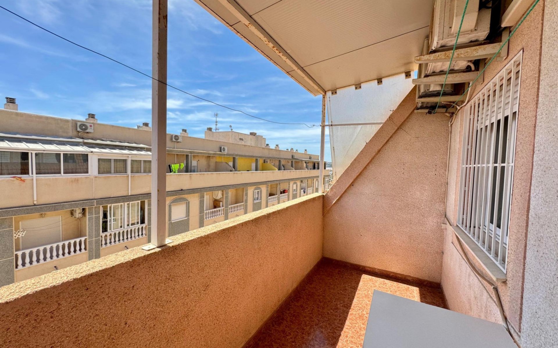Resale - Apartment - Torrevieja - Torrevieja Centro