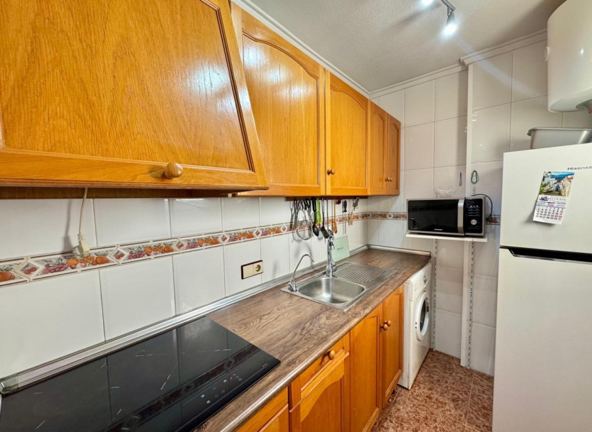 Resale - Apartment - Torrevieja - Torrevieja Centro