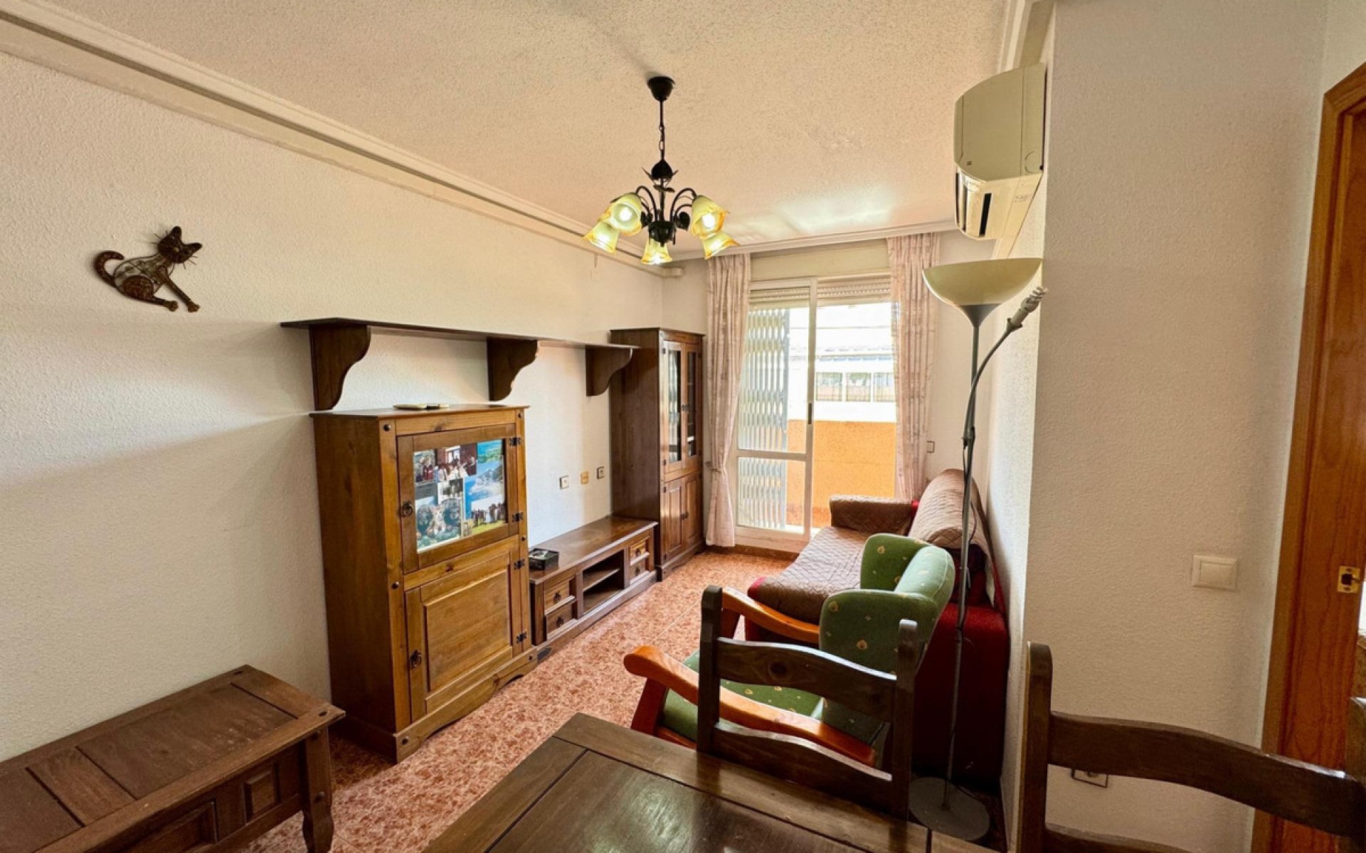 Resale - Apartment - Torrevieja - Torrevieja Centro