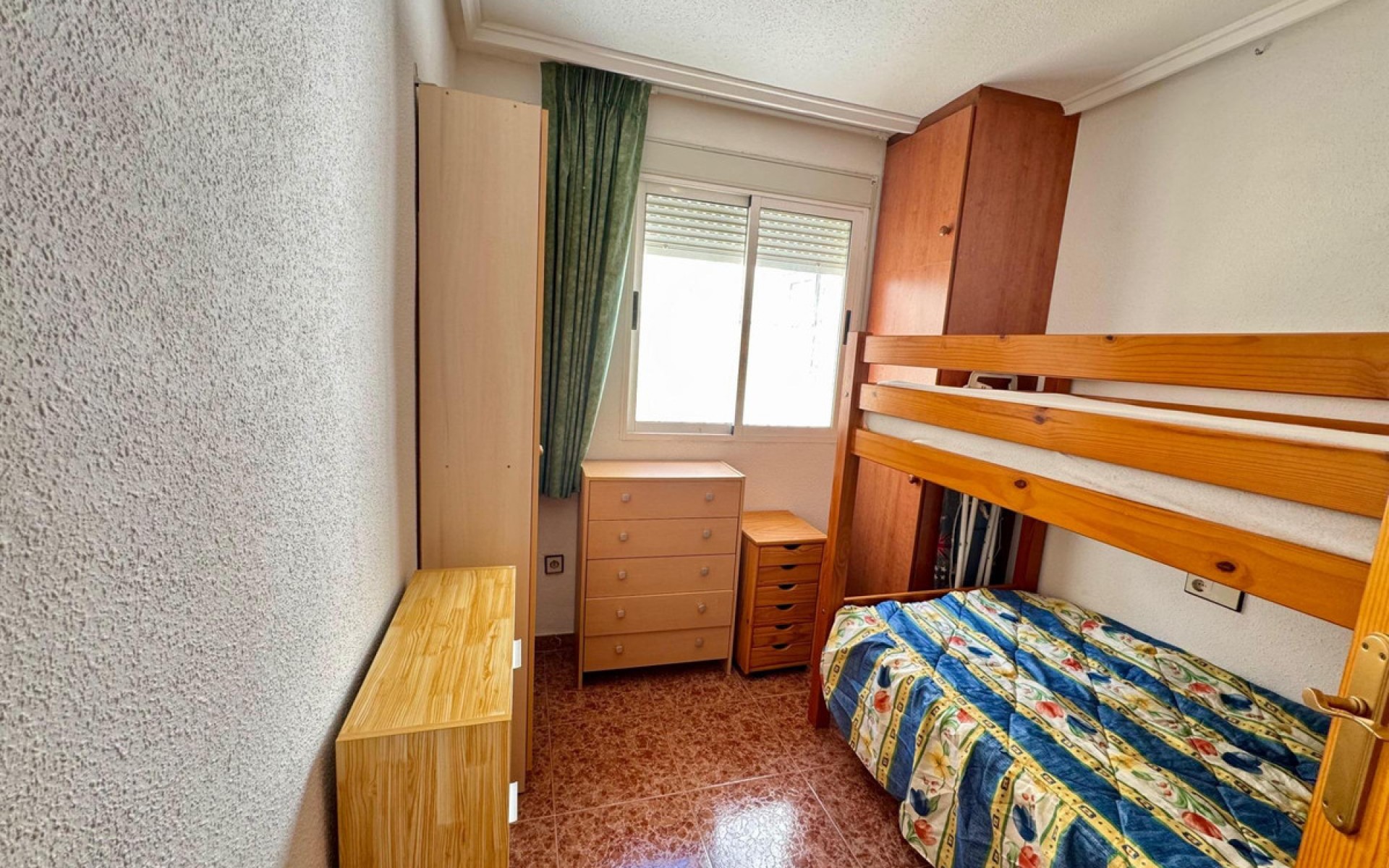 Resale - Apartment - Torrevieja - Torrevieja Centro