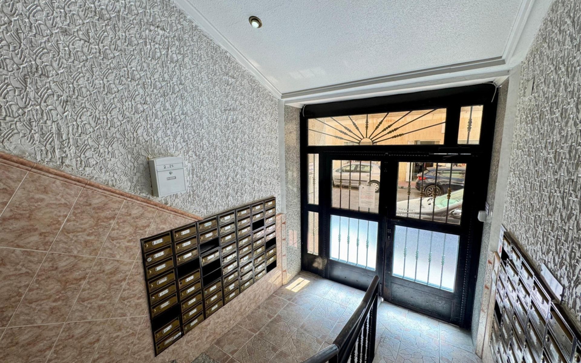 Resale - Apartment - Torrevieja - Torrevieja Centro