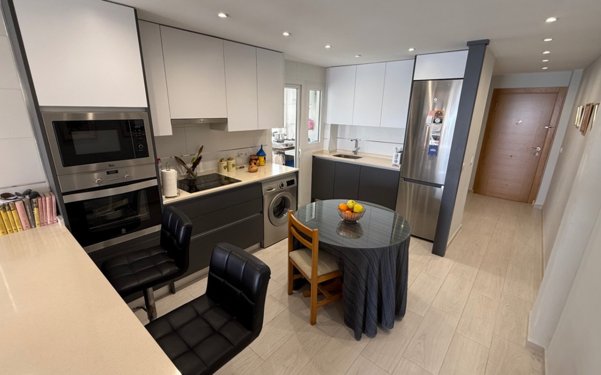 Resale - Apartment - Torrevieja - Torrevieja Centro