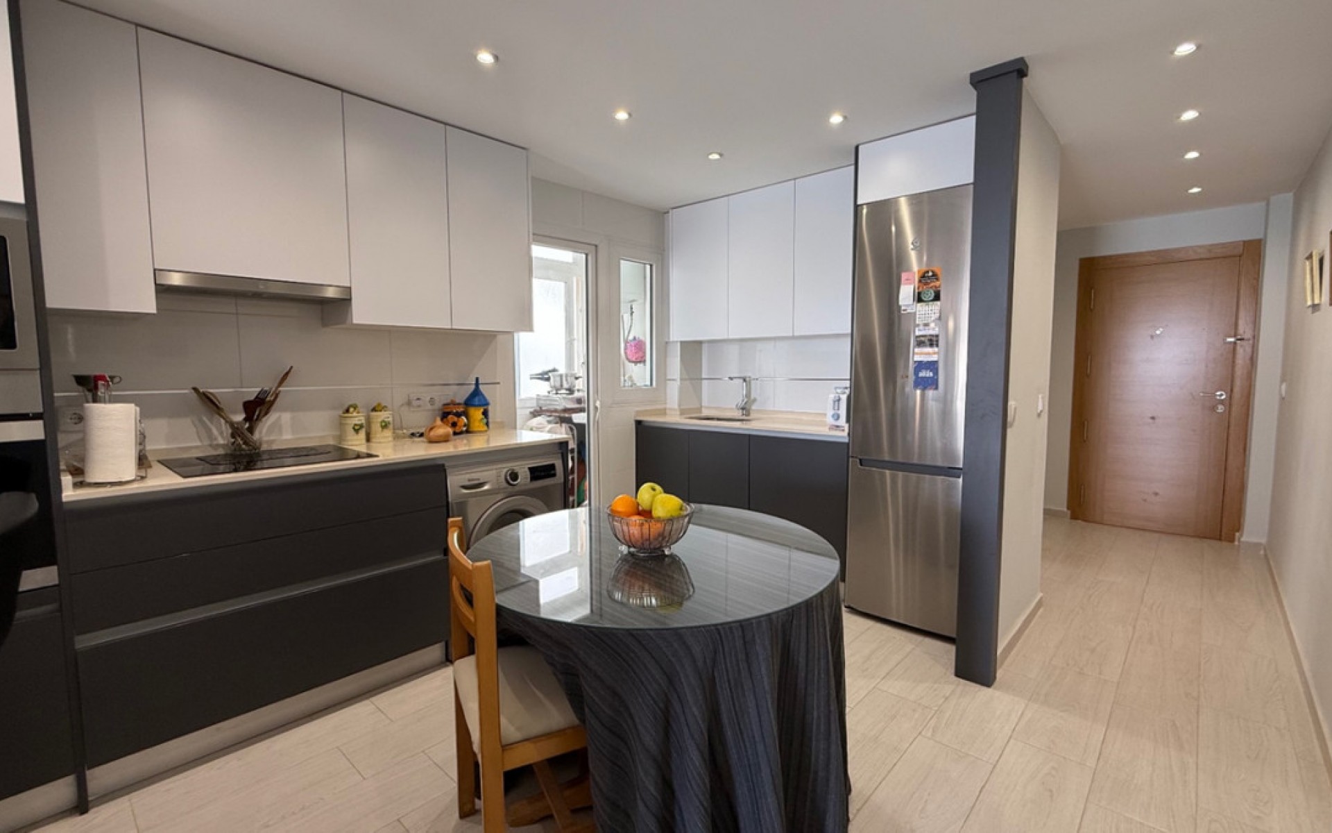 Resale - Apartment - Torrevieja - Torrevieja Centro