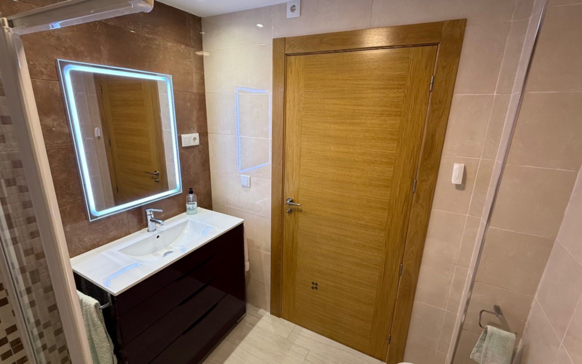 Resale - Apartment - Torrevieja - Torrevieja Centro