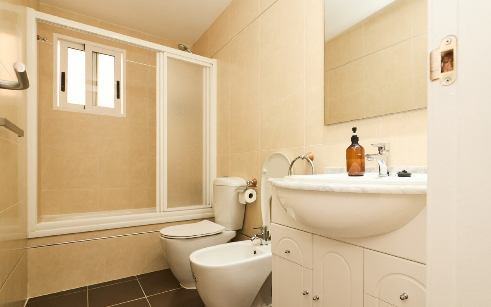 Resale - Apartment - Torrevieja - Torrevieja Centro