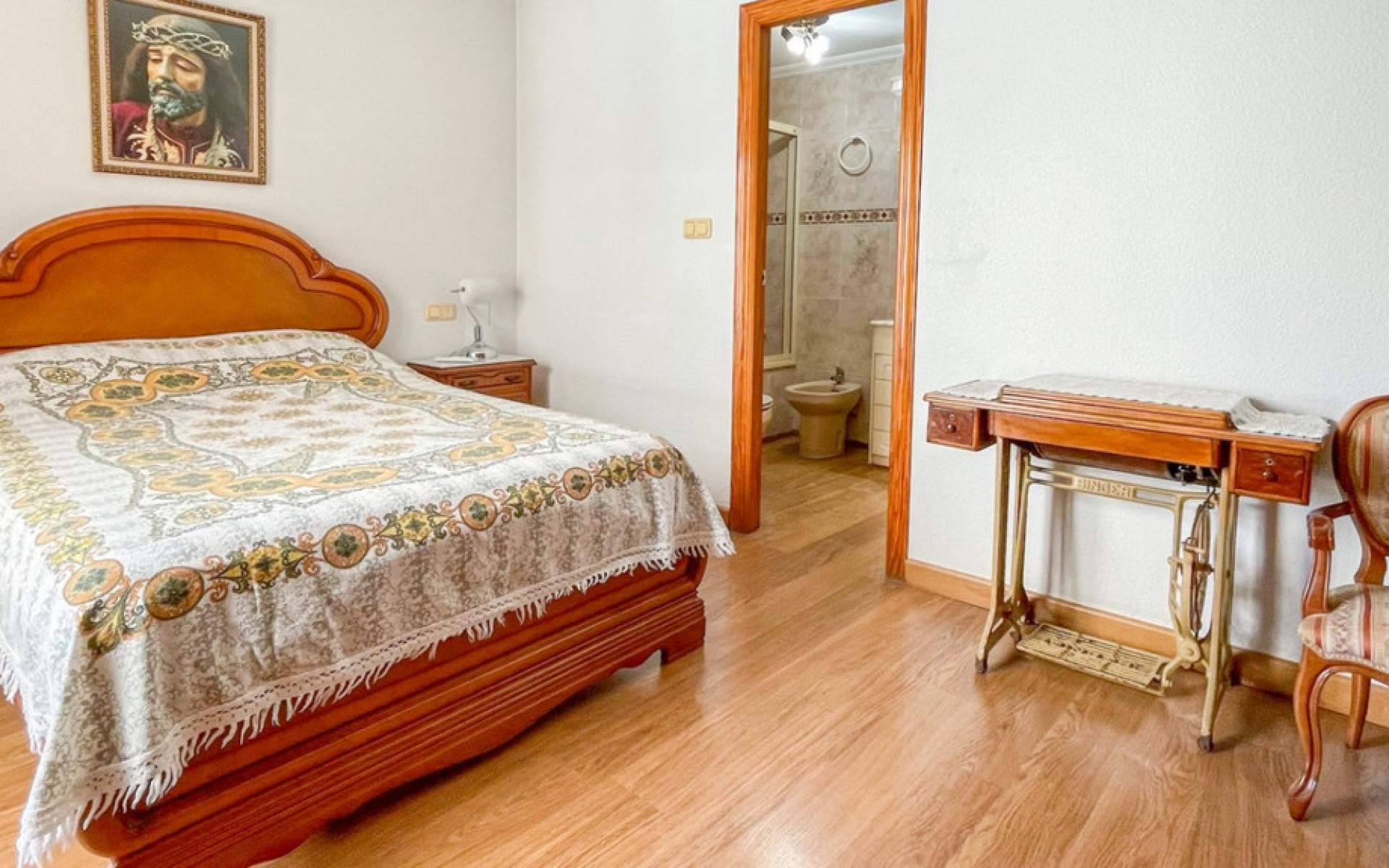 Resale - Apartment - Torrevieja - Torrevieja Centro