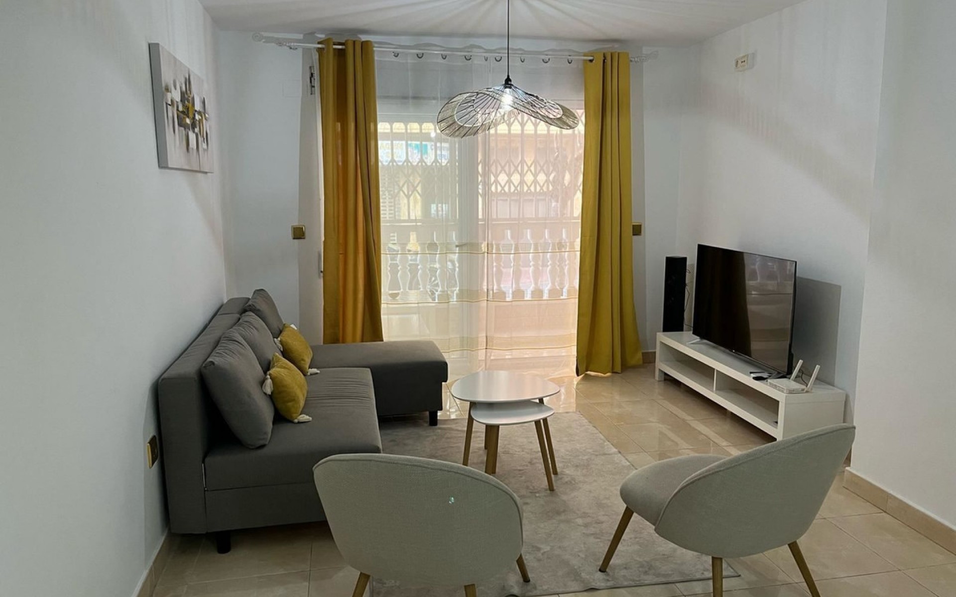 Resale - Apartment - Torrevieja - Torrevieja Centro