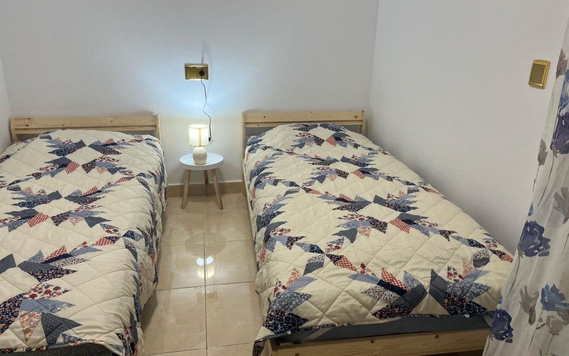 Resale - Apartment - Torrevieja - Torrevieja Centro