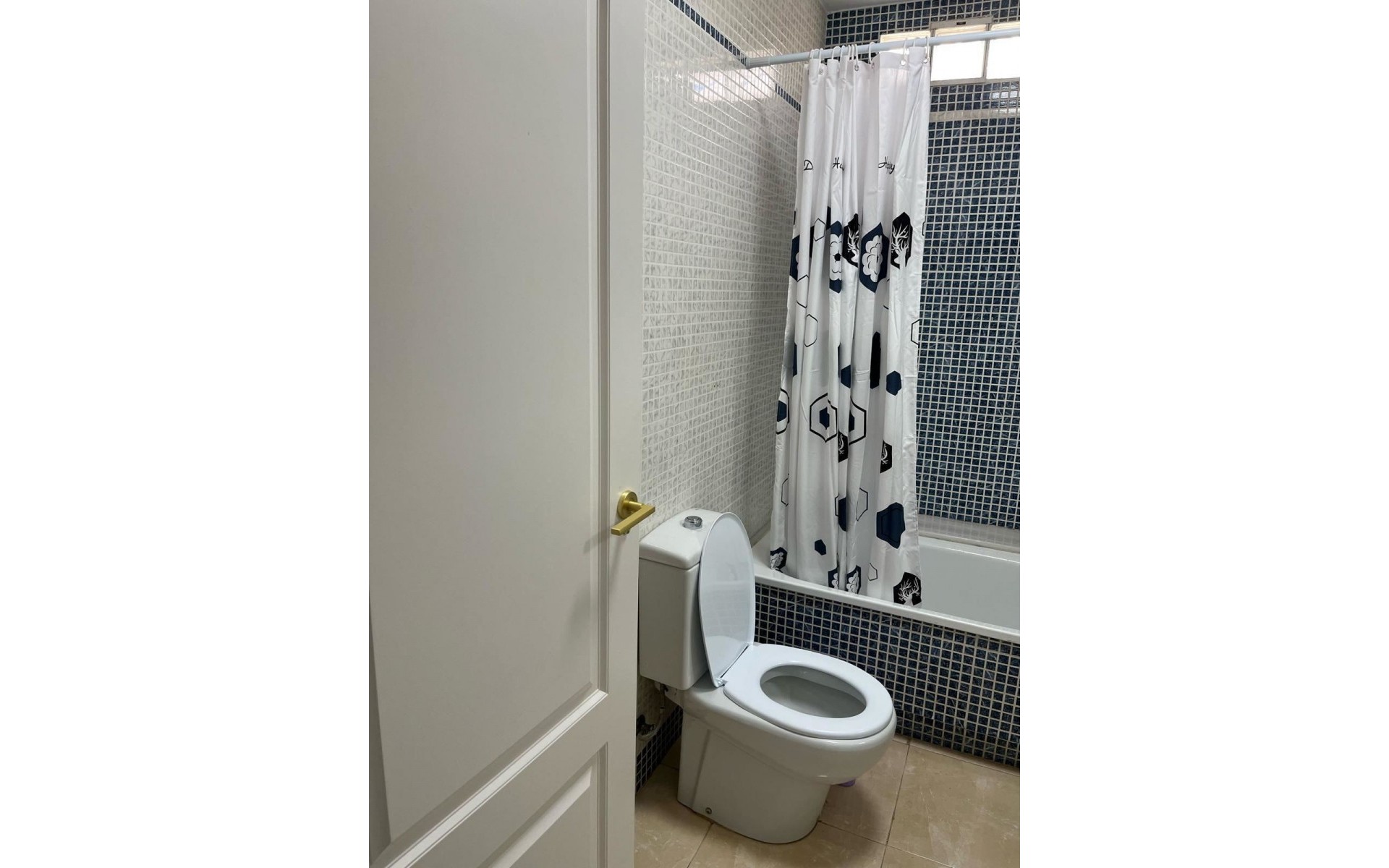 Resale - Apartment - Torrevieja - Torrevieja Centro