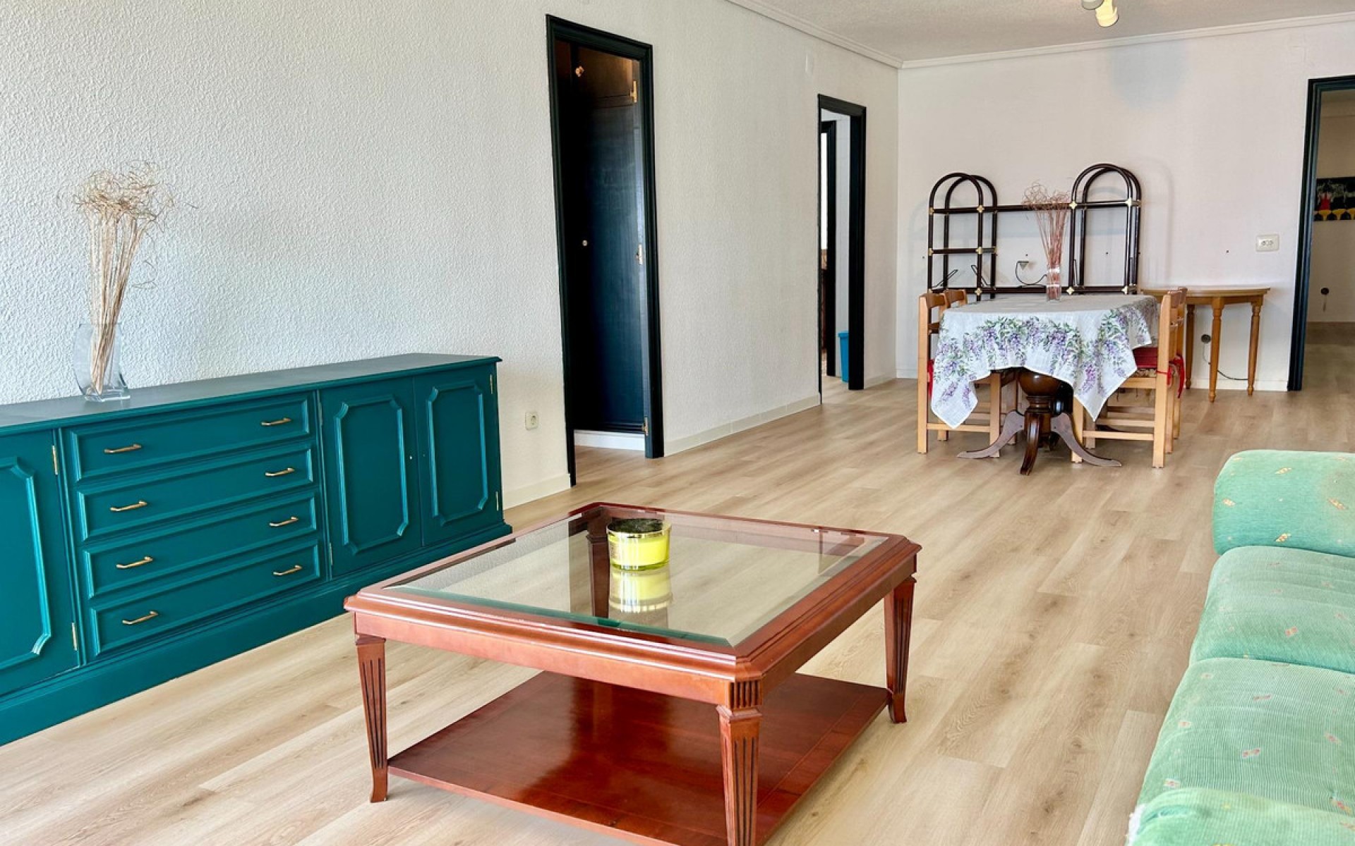 Resale - Apartment - Torrevieja - Torrevieja Centro