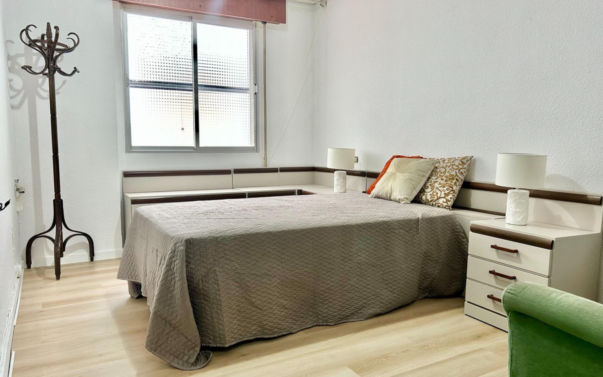 Resale - Apartment - Torrevieja - Torrevieja Centro