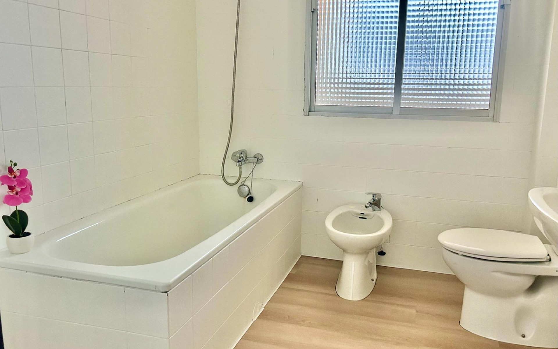 Resale - Apartment - Torrevieja - Torrevieja Centro