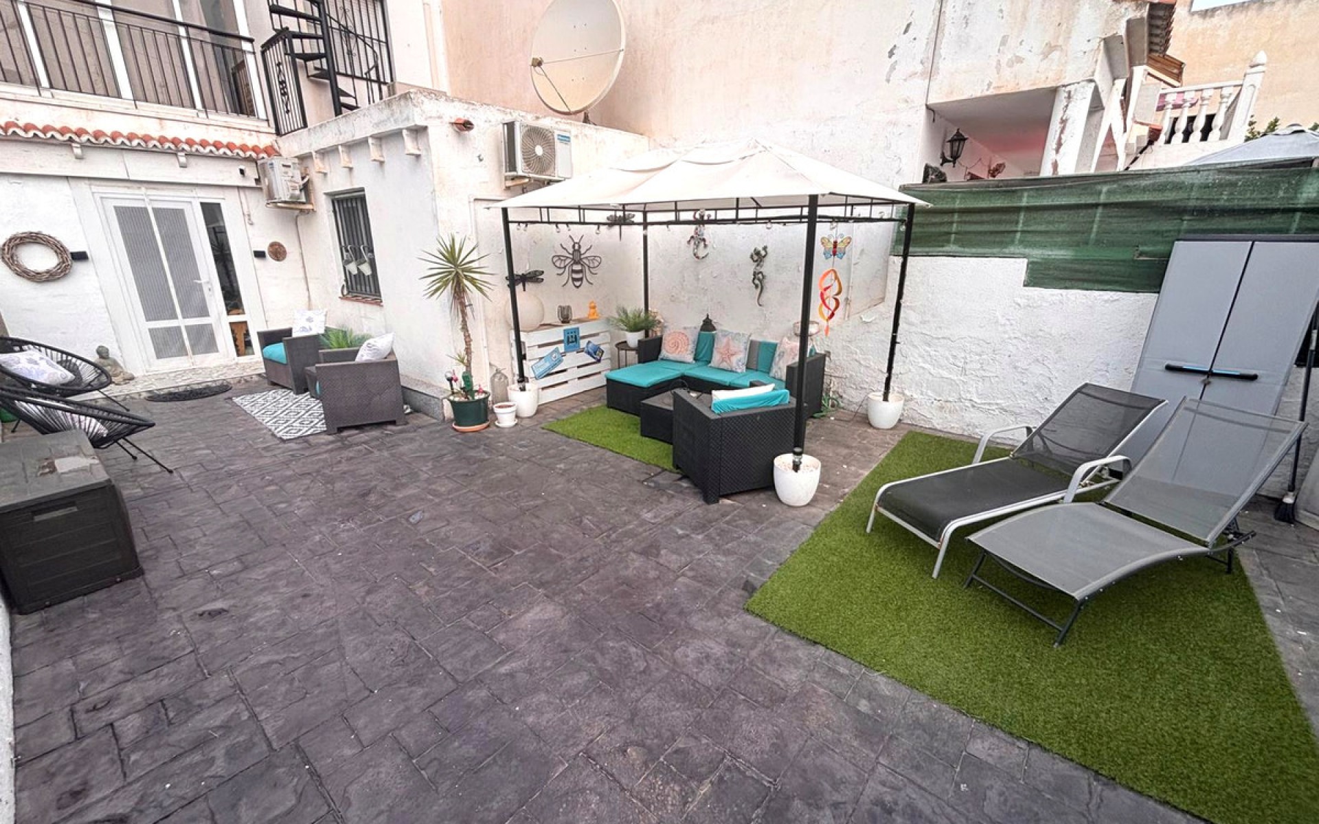 Resale - Apartment - Torrevieja - Torrevieja Centro