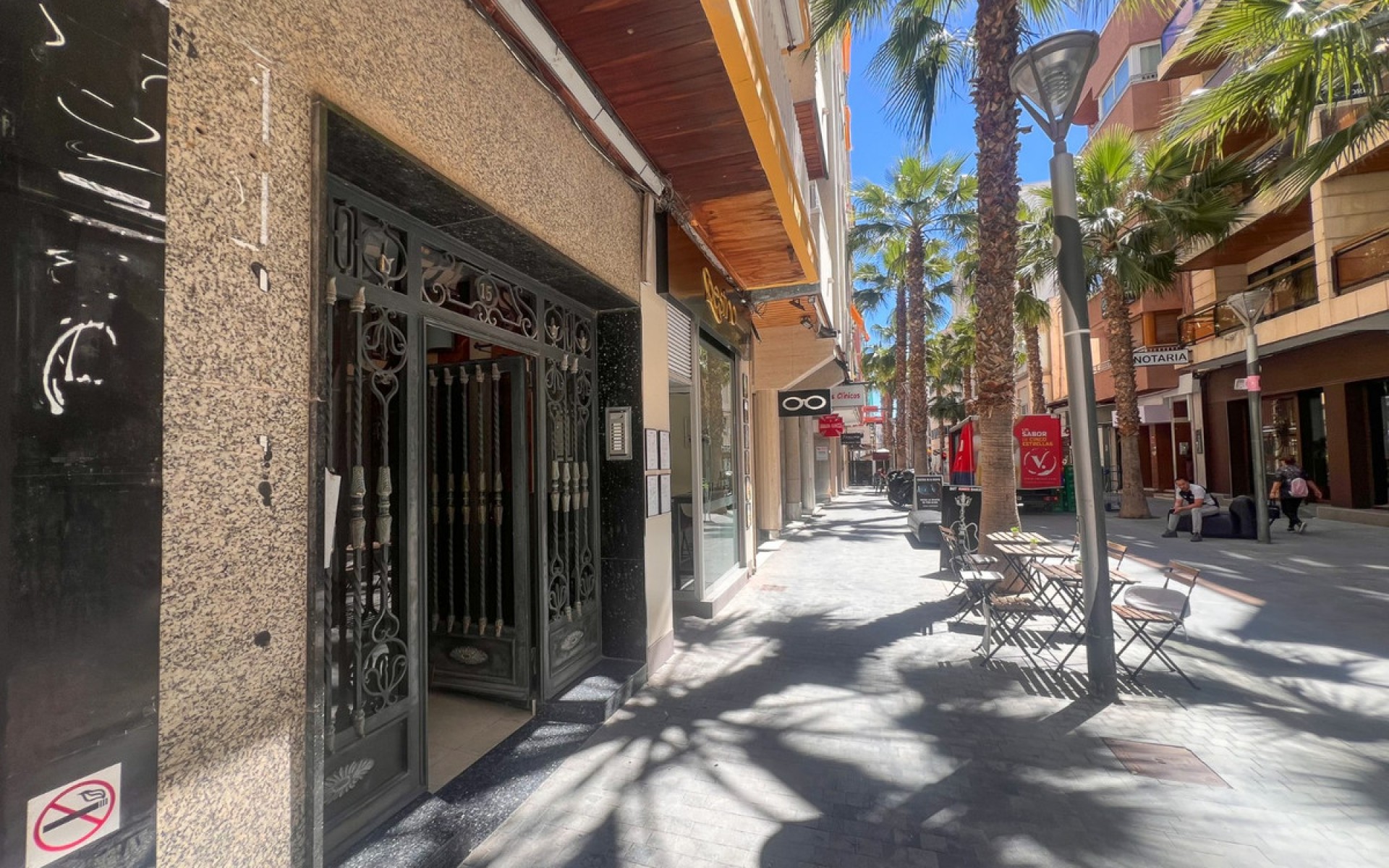 Resale - Apartment - Torrevieja - Torrevieja Centro